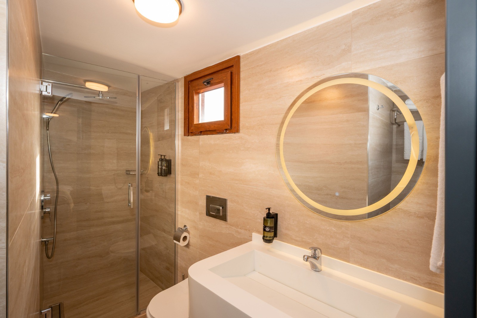 Twin Room with Balcony